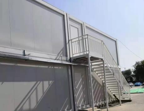 濟南章丘辛寨鎮工地住人集裝箱移動板房 濟南章丘辛寨鎮工地住人集裝箱移動板房