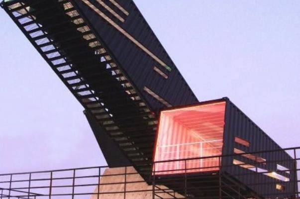 移動(dòng)板房用于不便使用其他建造方式的特殊性質(zhì)功能 濟(jì)南移動(dòng)板房